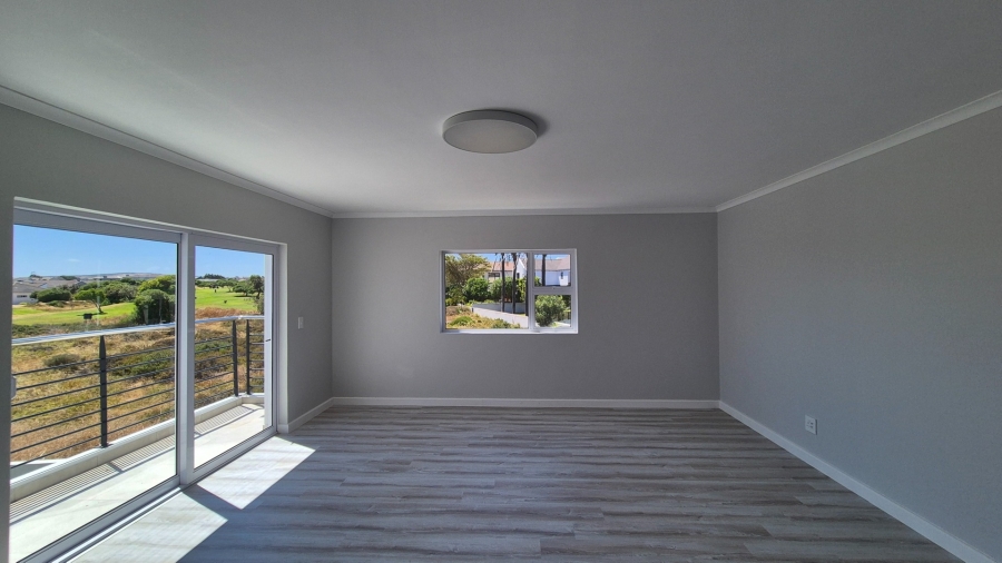 3 Bedroom Property for Sale in Country Club Western Cape